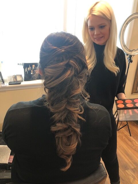 hire-a-company-for-your-wedding-makeup-and-hair